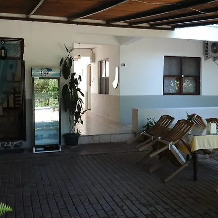 Pensión Anabella 5*