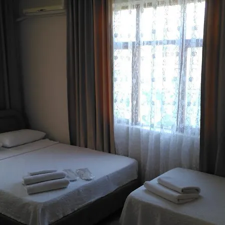Pensión Anabella 5*